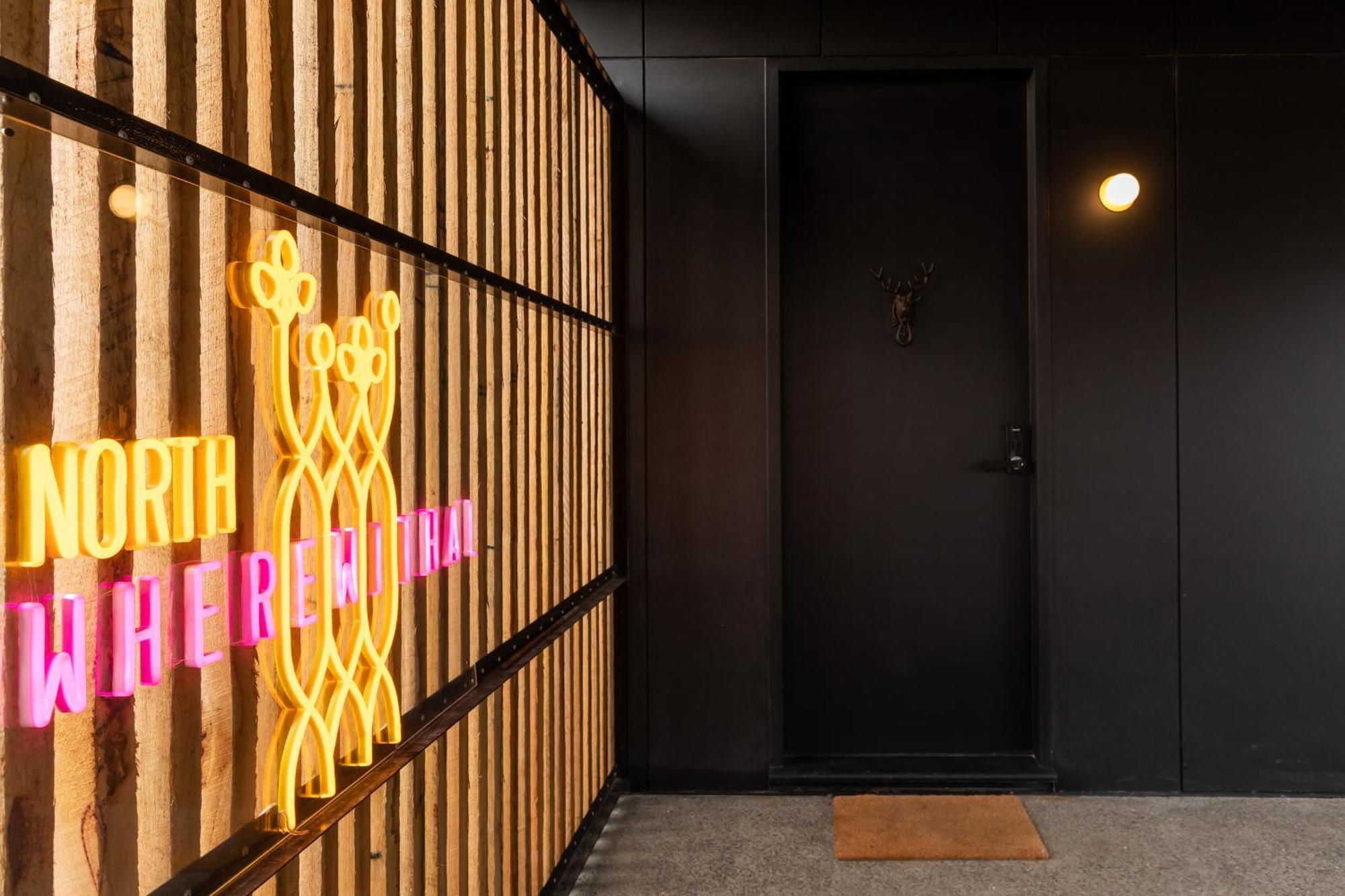 Wherewithal Luxury Suites Carlton Eksteriør billede